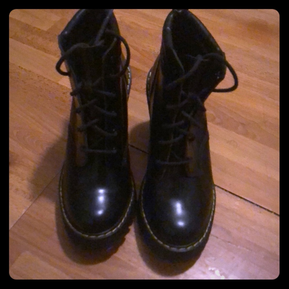 Persephone uk5 drmartens heels